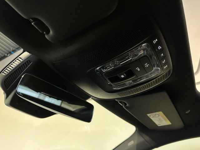 MERCEDES-BENZ A-KLASSE 250 E AMG LINE l PANORAMA l CAMERA l SFEERVERL l STOELVER l , SK Autos, Emmen