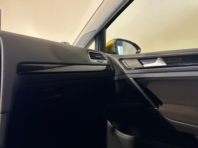 VOLKSWAGEN GOLF 1.4 TSI HL BNS R l DIGI DASH l STOELVERW l TREKH l ACC l DSG l , SK Autos, Emmen