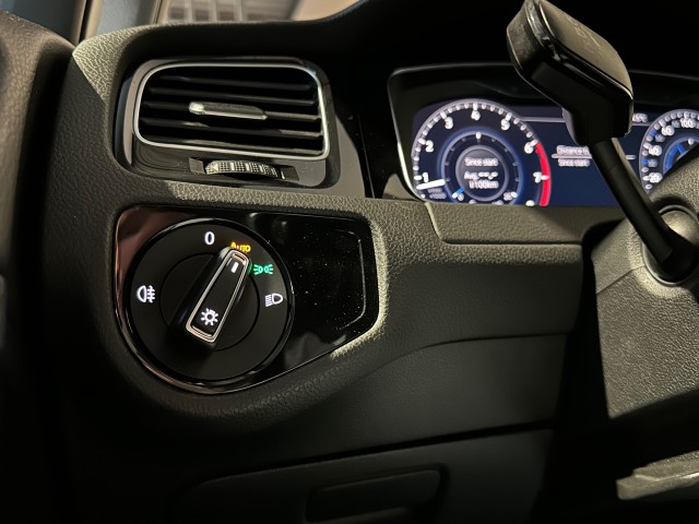 VOLKSWAGEN GOLF 1.4 TSI HL BNS R l DIGI DASH l STOELVERW l TREKH l ACC l DSG l , SK Autos, Emmen