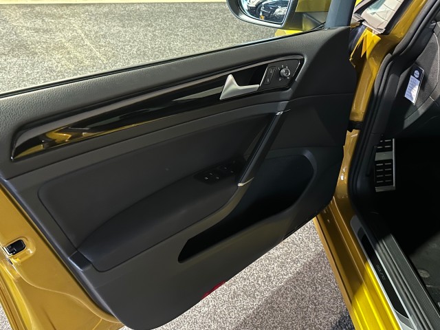 VOLKSWAGEN GOLF 1.4 TSI HL BNS R l DIGI DASH l STOELVERW l TREKH l ACC l DSG l , SK Autos, Emmen