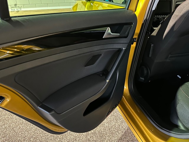 VOLKSWAGEN GOLF 1.4 TSI HL BNS R l DIGI DASH l STOELVERW l TREKH l ACC l DSG l , SK Autos, Emmen