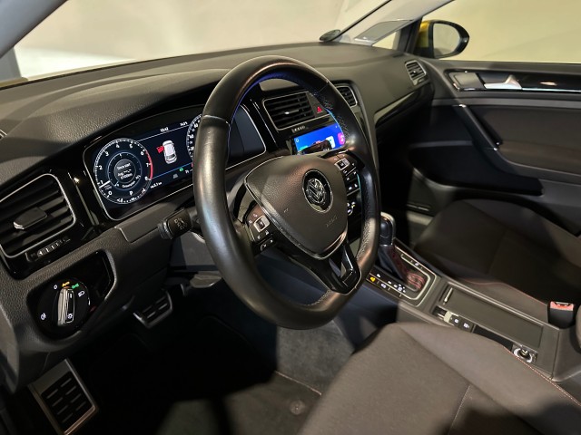VOLKSWAGEN GOLF 1.4 TSI HL BNS R l DIGI DASH l STOELVERW l TREKH l ACC l DSG l , SK Autos, Emmen