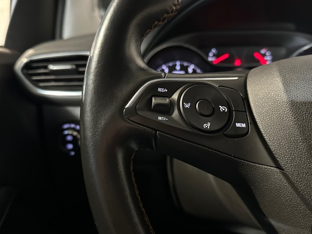 OPEL CROSSLAND X 1.2 T. INNOVATION l LMV l CLIMATE l TREKHAAK l CARPLAY l , SK Autos, Emmen