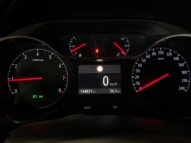 OPEL CROSSLAND X 1.2 T. INNOVATION l LMV l CLIMATE l TREKHAAK l CARPLAY l , SK Autos, Emmen