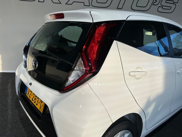 TOYOTA AYGO 1.0 VVT-I X-PLAY l NAP l AIRCO l BLUETOOTH l 5DRS l ELEK RAMEN l , SK Autos, Emmen