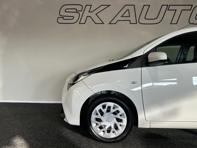 TOYOTA AYGO 1.0 VVT-I X-PLAY l NAP l AIRCO l BLUETOOTH l 5DRS l ELEK RAMEN l , SK Autos, Emmen
