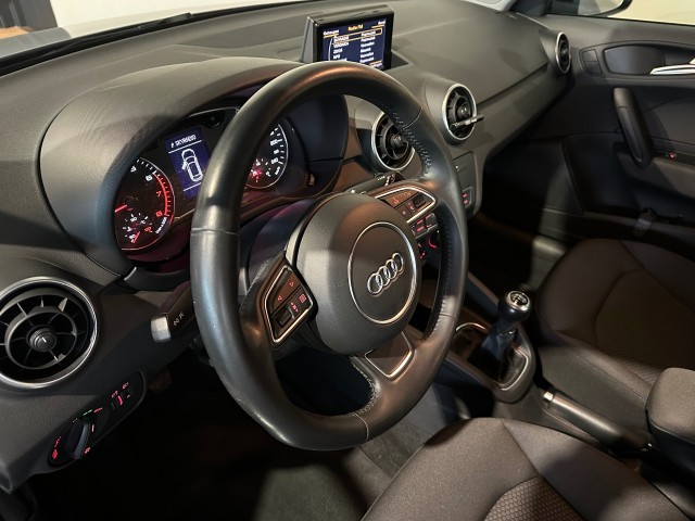 AUDI A1 1.0 TFSI ADRENALIN l NAP l NAVI l LMV l AIRCO l PDC l CRUISE l , SK Autos, Emmen
