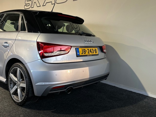 AUDI A1 1.0 TFSI ADRENALIN l NAP l NAVI l LMV l AIRCO l PDC l CRUISE l , SK Autos, Emmen