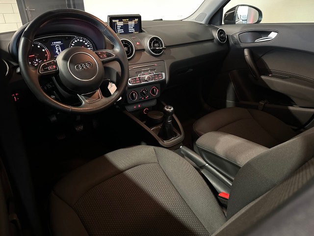 AUDI A1 1.0 TFSI ADRENALIN l NAP l NAVI l LMV l AIRCO l PDC l CRUISE l , SK Autos, Emmen