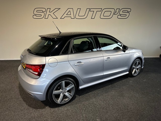AUDI A1 1.0 TFSI ADRENALIN l NAP l NAVI l LMV l AIRCO l PDC l CRUISE l , SK Autos, Emmen