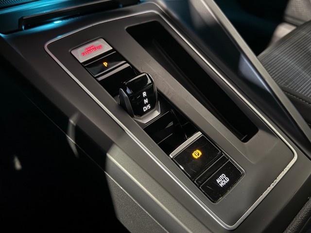 VOLKSWAGEN GOLF 2.0 TDI GTD l IQLED l SFEERVERL l STOEL+STUURVERW l 200PK l , SK Autos, Emmen