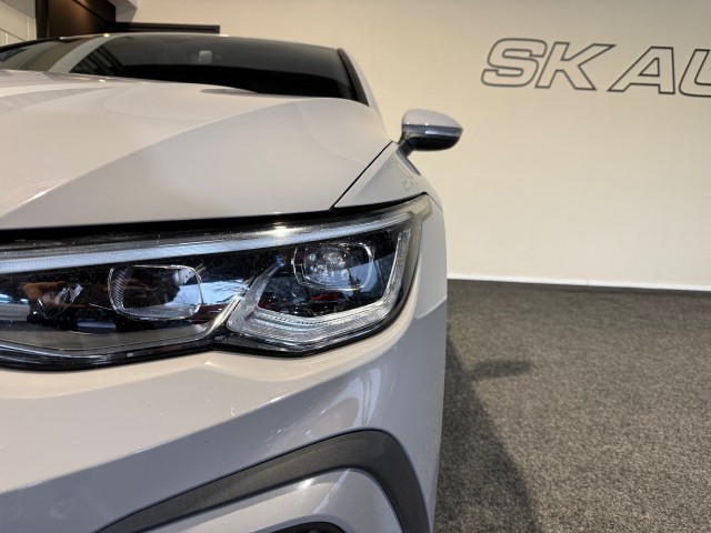 VOLKSWAGEN GOLF 2.0 TDI GTD l IQLED l SFEERVERL l STOEL+STUURVERW l 200PK l , SK Autos, Emmen