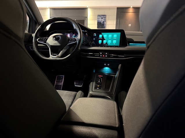 VOLKSWAGEN GOLF 2.0 TDI GTD l IQLED l SFEERVERL l STOEL+STUURVERW l 200PK l , SK Autos, Emmen