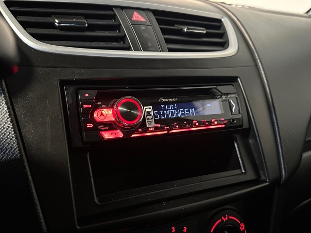 SUZUKI SWIFT 1.2 COMFORT EASSS l NAP l AIRCO l TREKHAAK l 5DRS l STOELVERW l , SK Autos, Emmen