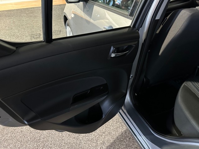 SUZUKI SWIFT 1.2 COMFORT EASSS l NAP l AIRCO l TREKHAAK l 5DRS l STOELVERW l , SK Autos, Emmen