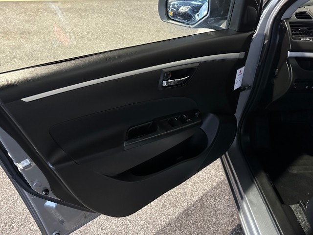 SUZUKI SWIFT 1.2 COMFORT EASSS l NAP l AIRCO l TREKHAAK l 5DRS l STOELVERW l , SK Autos, Emmen