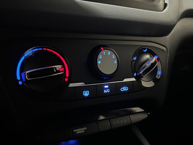 HYUNDAI I20 1.2 LP I-DRIVE COOL l NAP l AIRCO l ELEK RAMEN l , SK Autos, Emmen