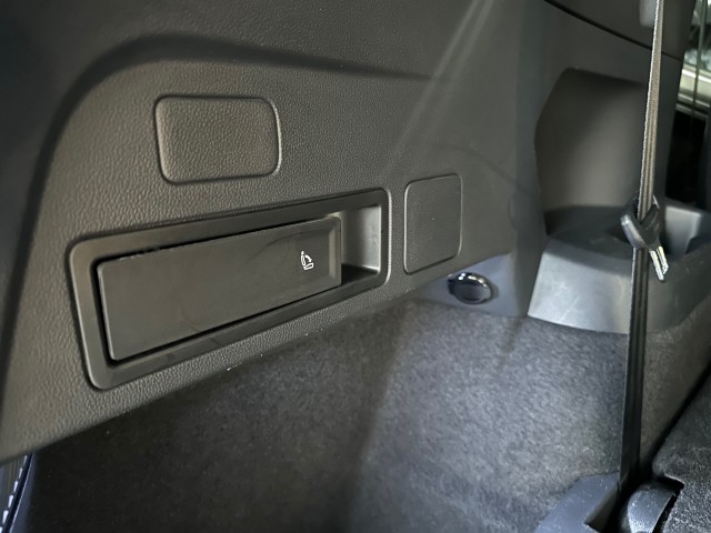 VOLKSWAGEN TIGUAN ALLSPACE 2.0 TSI 4M. HL BUS R l 7PER l HUD l PANO l IQ LIGHT l CARPLAY l STOELVERW l 190PK l , SK Autos, Emmen