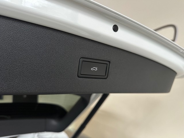 VOLKSWAGEN TIGUAN ALLSPACE 2.0 TSI 4M. HL BUS R l 7PER l HUD l PANO l IQ LIGHT l CARPLAY l STOELVERW l 190PK l , SK Autos, Emmen