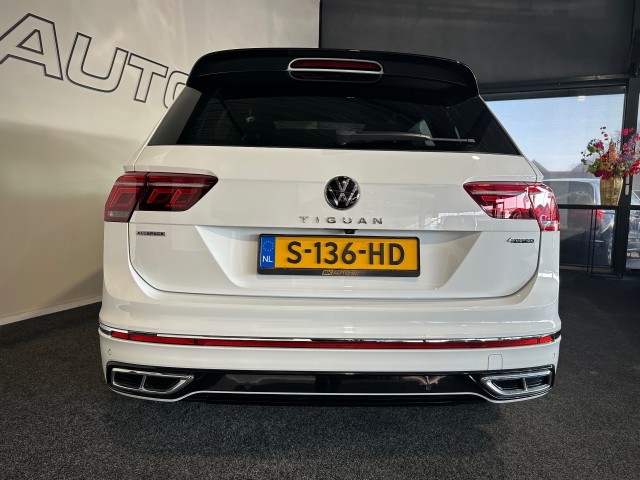 VOLKSWAGEN TIGUAN ALLSPACE 2.0 TSI 4M. HL BUS R l 7PER l HUD l PANO l IQ LIGHT l CARPLAY l STOELVERW l 190PK l , SK Autos, Emmen