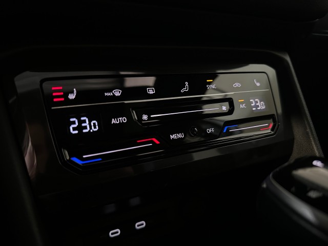 VOLKSWAGEN TIGUAN ALLSPACE 2.0 TSI 4M. HL BUS R l 7PER l HUD l PANO l IQ LIGHT l CARPLAY l STOELVERW l 190PK l , SK Autos, Emmen