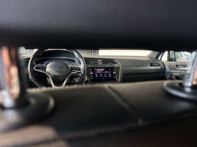 VOLKSWAGEN TIGUAN ALLSPACE 2.0 TSI 4M. HL BUS R l 7PER l HUD l PANO l IQ LIGHT l CARPLAY l STOELVERW l 190PK l , SK Autos, Emmen