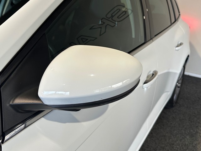 RENAULT MEGANE 1.3 TCE INTENS NAP l PANORAMA l CAMERA l HUD l STOELVERW l , SK Autos, Emmen