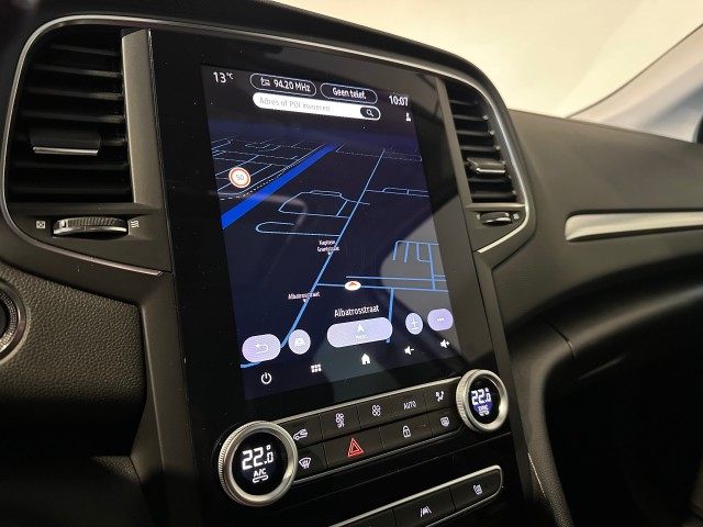 RENAULT MEGANE 1.3 TCE INTENS NAP l PANORAMA l CAMERA l HUD l STOELVERW l , SK Autos, Emmen