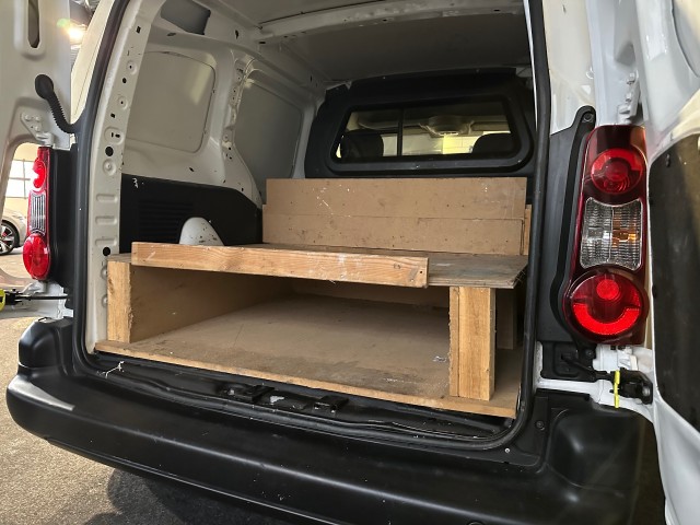 CITROEN BERLINGO 1.6 BLUEHDI 100 CLUB NAP l CRUISE l AIRCO l ELEK RAMEN l l , SK Autos, Emmen