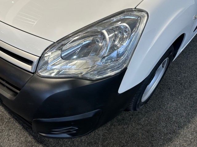 CITROEN BERLINGO 1.6 BLUEHDI 100 CLUB NAP l CRUISE l AIRCO l ELEK RAMEN l l , SK Autos, Emmen