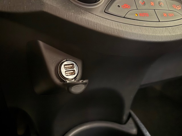 TOYOTA YARIS 1.0 VVT-I ASPIRATION l NAP l CAMERA l CLIMATE l 5DRS l LMV l , SK Autos, Emmen