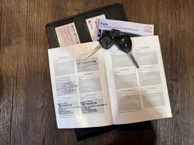 TOYOTA YARIS 1.0 VVT-I ASPIRATION l NAP l CAMERA l CLIMATE l 5DRS l LMV l , SK Autos, Emmen