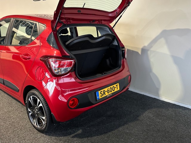 HYUNDAI I10 1.0I COMFORT NAP l LMV l CRUISE l NAVI l AIRCO l 5DRS l , SK Autos, Emmen