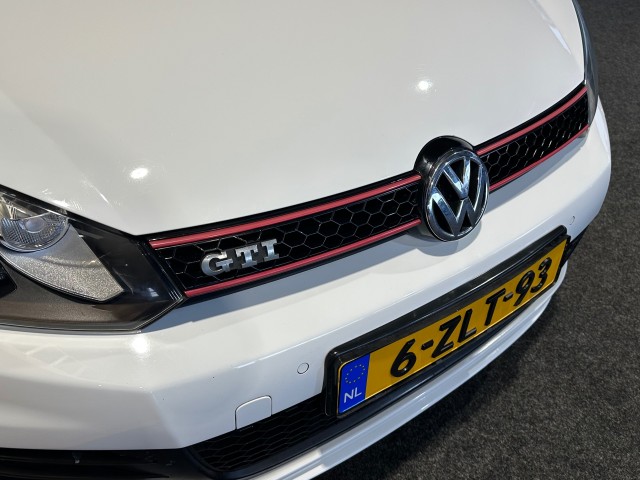 VOLKSWAGEN GOLF 2.0 GTI EDITION l 211PK l CABRIO l LMV l LEDER l NAVI l XENON l UNIEKE KM l , SK Autos, Emmen