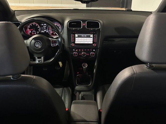 VOLKSWAGEN GOLF 2.0 GTI EDITION l 211PK l CABRIO l LMV l LEDER l NAVI l XENON l UNIEKE KM l , SK Autos, Emmen