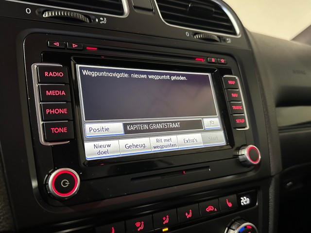 VOLKSWAGEN GOLF 2.0 GTI EDITION l 211PK l CABRIO l LMV l LEDER l NAVI l XENON l UNIEKE KM l , SK Autos, Emmen