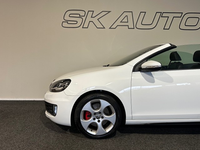 VOLKSWAGEN GOLF 2.0 GTI EDITION l 211PK l CABRIO l LMV l LEDER l NAVI l XENON l UNIEKE KM l , SK Autos, Emmen