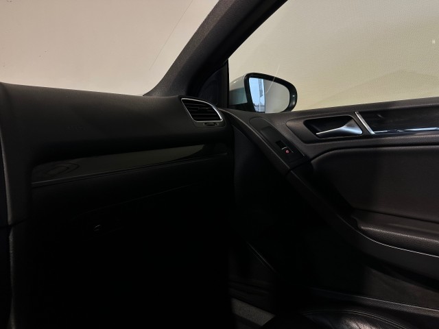 VOLKSWAGEN GOLF 2.0 GTI EDITION l 211PK l CABRIO l LMV l LEDER l NAVI l XENON l UNIEKE KM l , SK Autos, Emmen