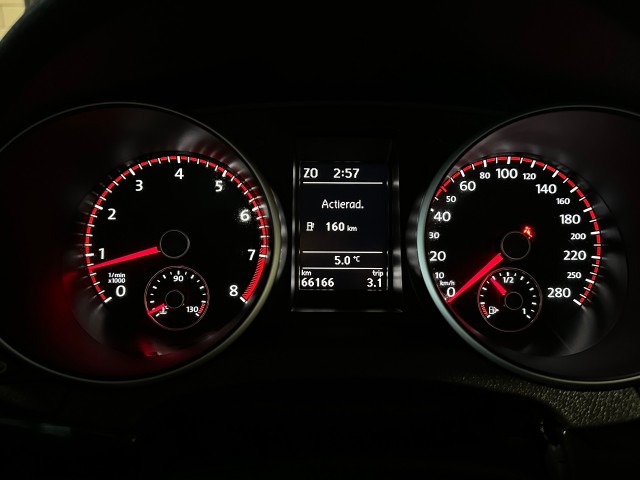 VOLKSWAGEN GOLF 2.0 GTI EDITION l 211PK l CABRIO l LMV l LEDER l NAVI l XENON l UNIEKE KM l , SK Autos, Emmen