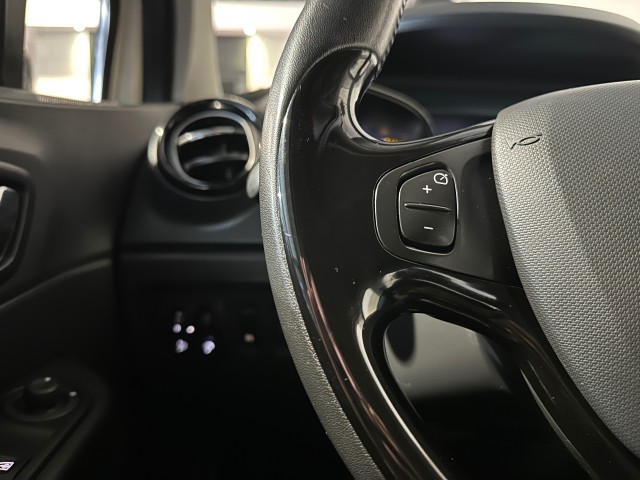 RENAULT CAPTUR 0.9 TCE EXPRESSION l CRUISE l TREKH l AIRCO l KEYLESS l , SK Autos, Emmen