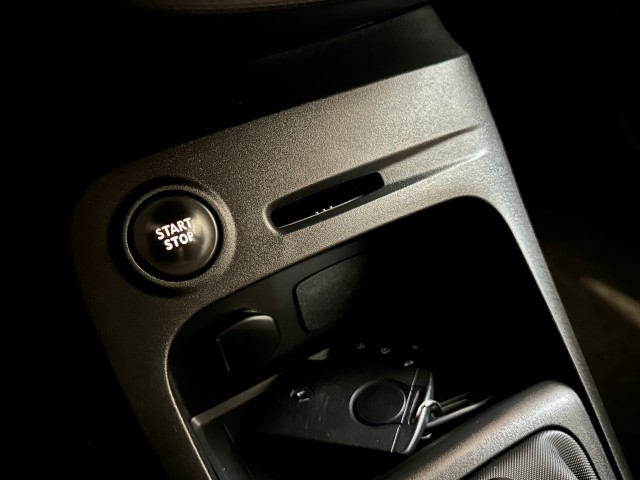 RENAULT CAPTUR 0.9 TCE EXPRESSION l CRUISE l TREKH l AIRCO l KEYLESS l , SK Autos, Emmen