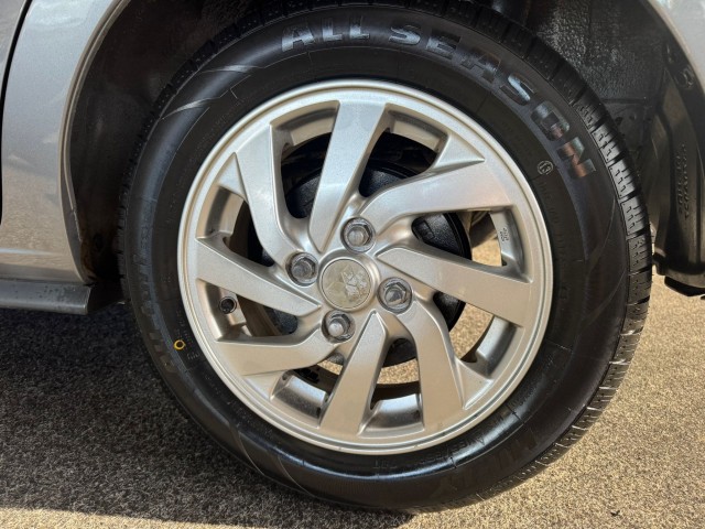 MITSUBISHI SPACE STAR 1.0 INTENSE NAP l AIRCO l LMV l 5DRS l , SK Autos, Emmen