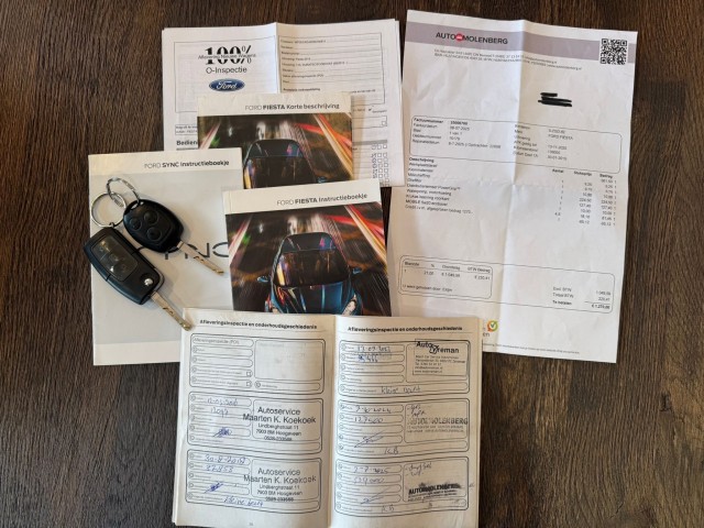FORD FIESTA 1.0 STYLE NAP l 5DRS l AIRCO l NW DISTRI l ELEK RAMEN l , SK Autos, Emmen