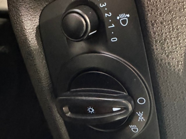 FORD FIESTA 1.0 STYLE NAP l 5DRS l AIRCO l NW DISTRI l ELEK RAMEN l , SK Autos, Emmen