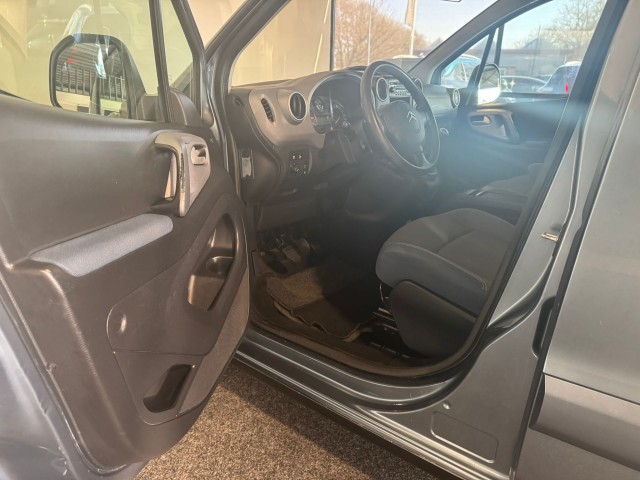 CITROEN BERLINGO 1.6 VTI LIVE l TREKHAAK l 5PERS l AIRCO l PDC l , SK Autos, Emmen