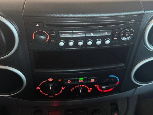 CITROEN BERLINGO 1.6 VTI LIVE l TREKHAAK l 5PERS l AIRCO l PDC l , SK Autos, Emmen