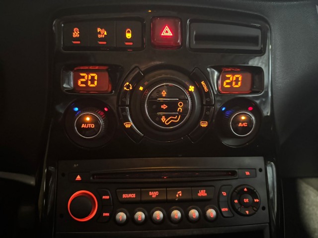 CITROEN C3 1.2 PURET EXCLUSIVE NAP l TREKHAAK l LMV l PDC l CLIMA l , SK Autos, Emmen