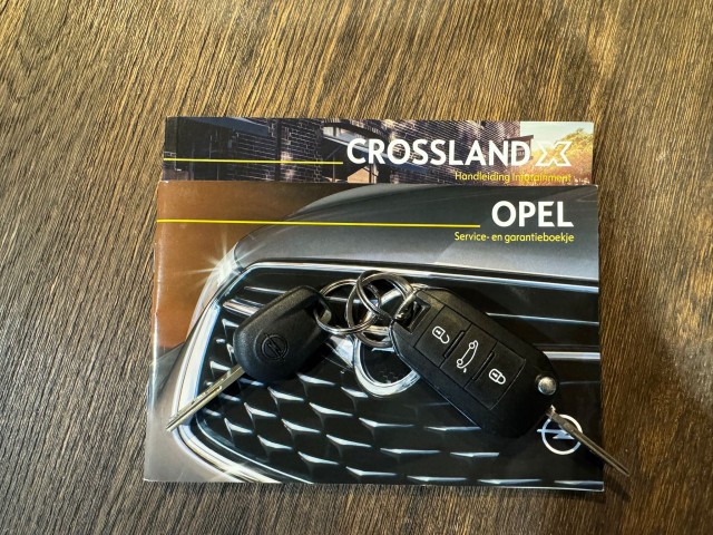 OPEL CROSSLAND X 1.2 T. INNOVATION l NAP l 110PK l LMV l PDC l CLIMA l , SK Autos, Emmen