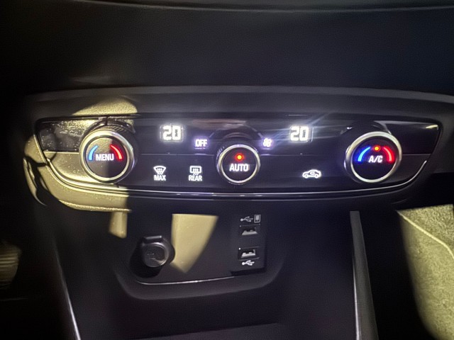 OPEL CROSSLAND X 1.2 T. INNOVATION l NAP l 110PK l LMV l PDC l CLIMA l , SK Autos, Emmen