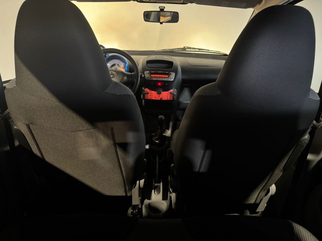 TOYOTA AYGO 1.0-12V DYNAMIC BLUE NAP l 5DRS l LMV l AIRCO l , SK Autos, Emmen